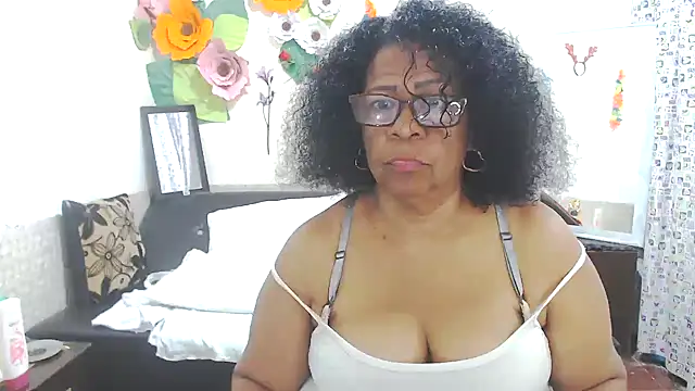 Yayis-hot-sexyw online show from 25, 2, 2025