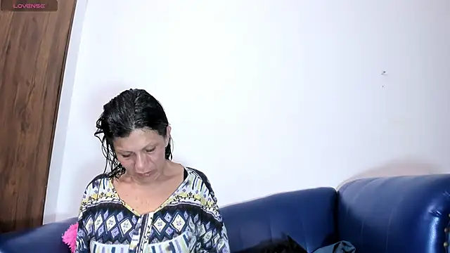 Cleopatra Trans online show from 13, 2, 2026