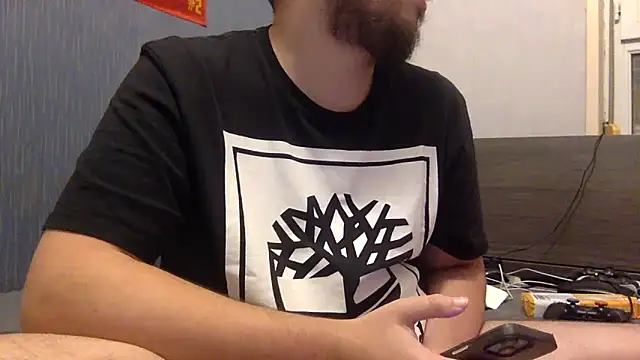 Snapshot of MathAndOnlyMath chatting on 11, 11, 2025 MathAndOnlyMath online show from 11, 11, 2025