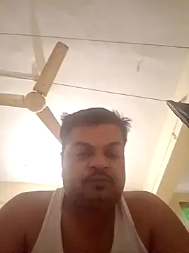 Desi Londa 143 online show from 6, 3, 2025