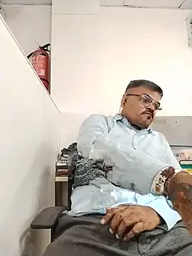 Desi Londa 143 online show from 9, 7, 2026
