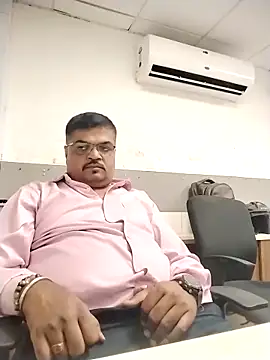 Desi Londa 143 online show from 8, 4, 2026