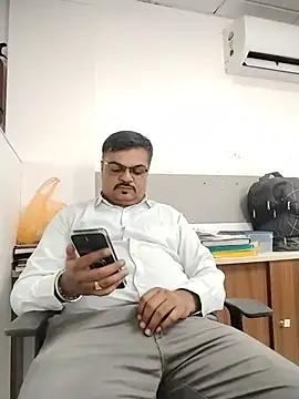 Desi Londa 143 online show from 9, 6, 2026