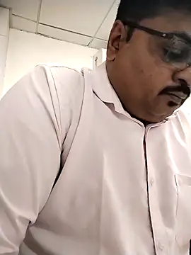 Desi Londa 143 online show from 18, 3, 2026