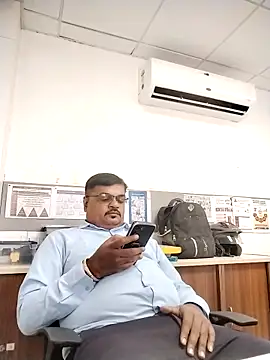 Desi Londa 143 online show from 9, 10, 2025