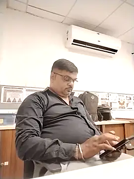 Desi Londa 143 online show from 20, 9, 2025