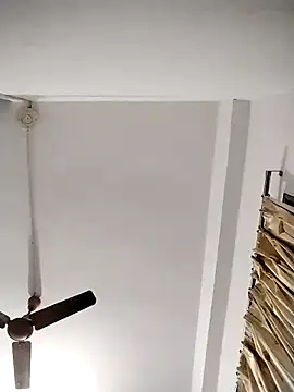 Desi Londa 143 online show from 11, 11, 2025