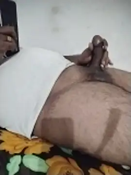 Desi Londa 143 online show from 4, 6, 2026
