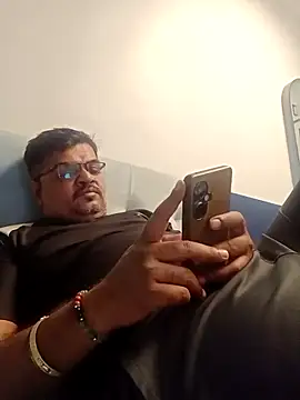 Desi Londa 143 online show from 27, 10, 2025