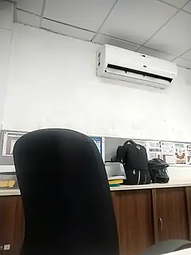 Desi Londa 143 online show from 16, 10, 2025