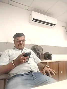 Desi Londa 143 online show from 4, 4, 2026