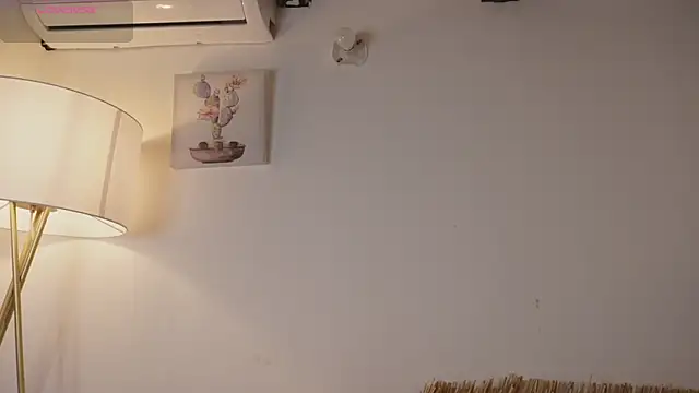 Snapshot of bunnycuteshy chatting on 12, 5, 2026 bunnycuteshy online show from 12, 5, 2026