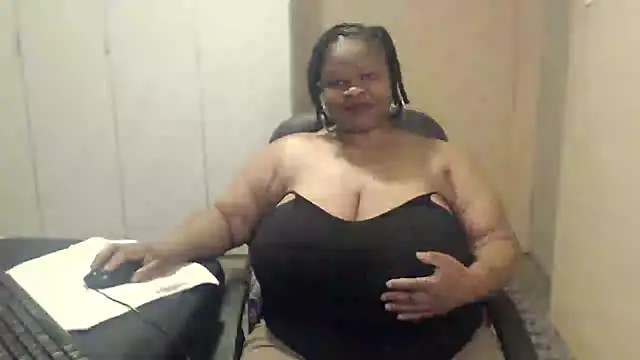 sweetnoziexx online show from 4, 10, 2025