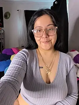 MsConejitaa online show from 3, 2, 2025