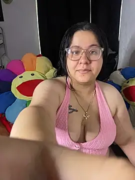MsConejitaa online show from 25, 6, 2026