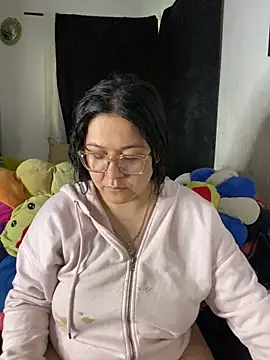 MsConejitaa online show from 17, 12, 2025