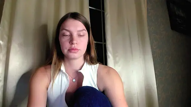 Snapshot of RubySkot chatting on 2, 12, 2024 RubySkot online show from 2, 12, 2024