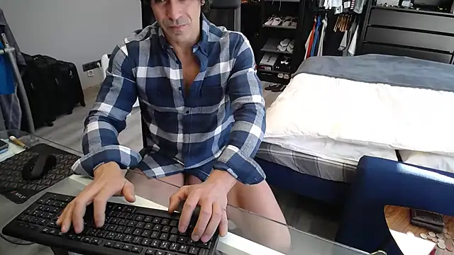 Snapshot of samricci21 chatting on 30, 11, 2025 samricci21 online show from 30, 11, 2025