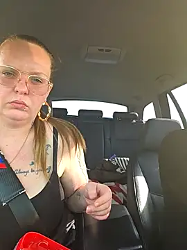 Melissa1994- online show from 8, 4, 2026