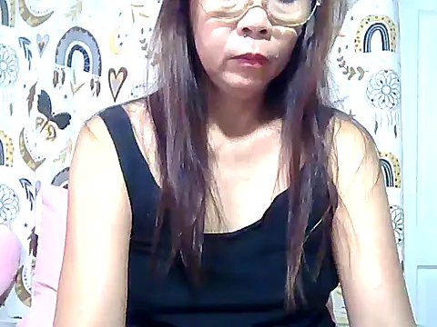 urwife tobe online show from 14, 4, 2026