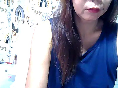 urwife tobe online show from 25, 3, 2026