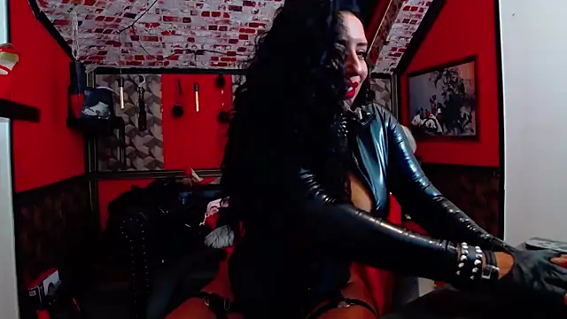 DommeBellatrix online show from 20, 10, 2025