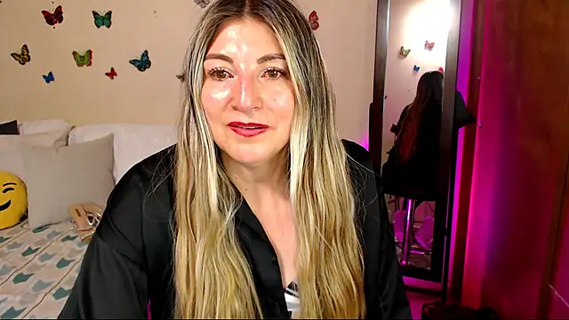 Jolie-Mature online show from 14, 1, 2026