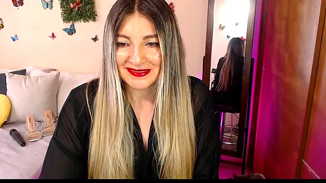 Jolie-Mature online show from 17, 4, 2026