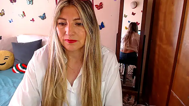 Jolie-Mature online show from 18, 10, 2025