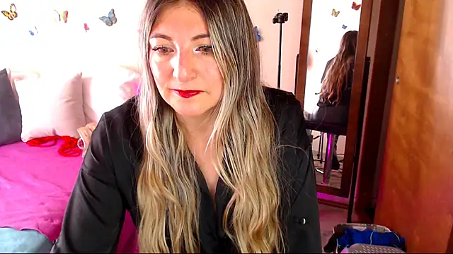 Jolie-Mature online show from 6, 3, 2026