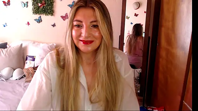 Jolie-Mature online show from 23, 5, 2026