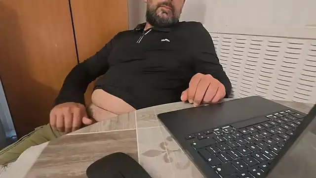 Snapshot of TigerOne19 chatting on 10, 5, 2026 TigerOne19 online show from 10, 5, 2026