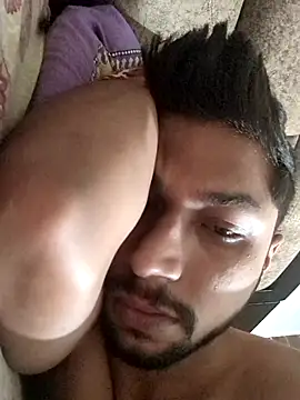  IRRESISTIBLE  online show from 24, 10, 2025