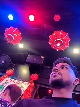  IRRESISTIBLE  online show from 4, 10, 2025