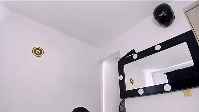 Samuel Suarez online show from 4, 4, 2026