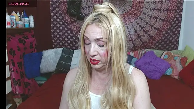 elena evans online show from 11, 3, 2026