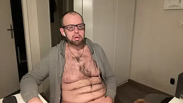 FABIOGLASSES online show from 24, 11, 2025