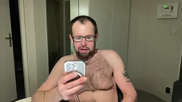 FABIOGLASSES online show from 28, 3, 2026