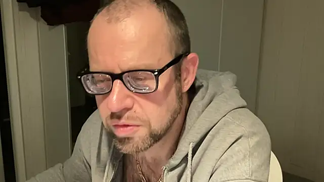 FABIOGLASSES online show from 28, 11, 2025