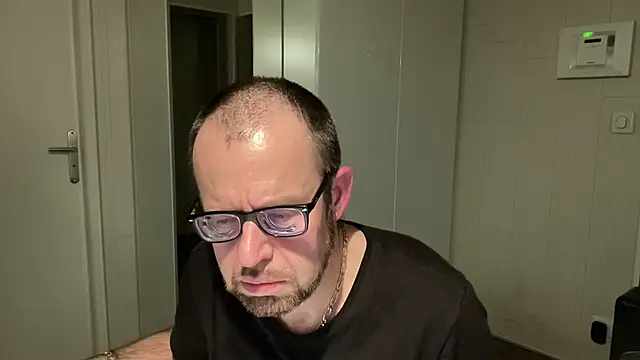 FABIOGLASSES online show from 9, 1, 2026