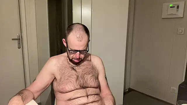 FABIOGLASSES online show from 2, 6, 2026