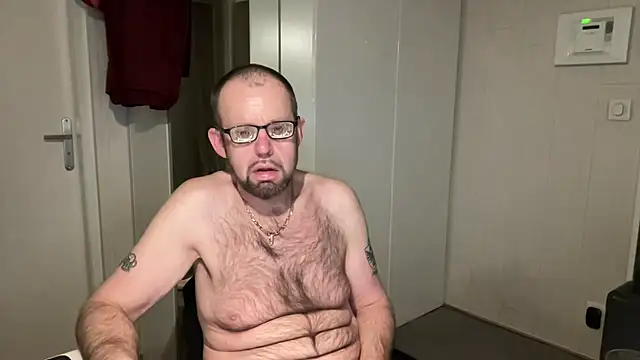 FABIOGLASSES online show from 11, 4, 2026