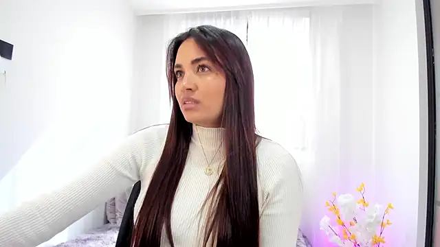 aisha es online show from 30, 9, 2025