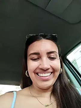 aisha es online show from 30, 1, 2025