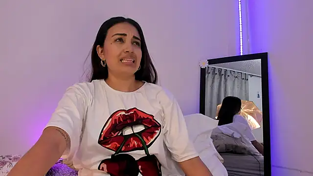 aisha es online show from 29, 1, 2025