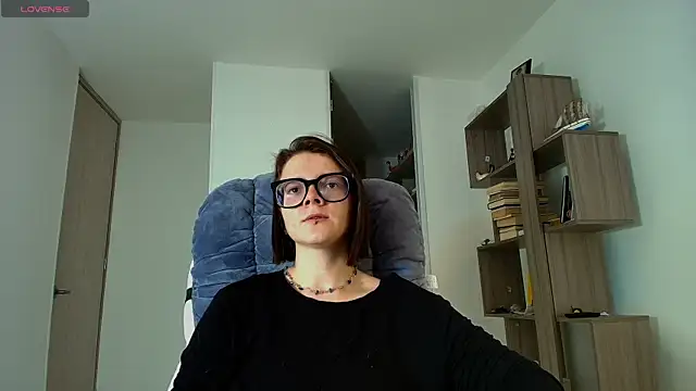 Arya starrk online show from 17, 10, 2025