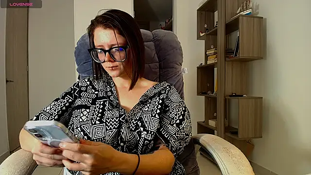 Arya starrk online show from 8, 11, 2025