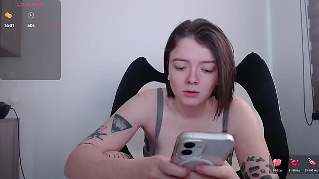 Snapshot of Arya_starrk chatting on 6, 6, 2026 Arya starrk online show from 6, 6, 2026