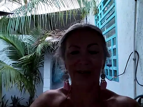 EvaRobinson online show from 17, 7, 2026