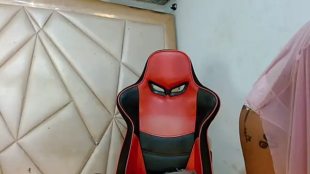 sweet brunettex lovingyou online show from 12, 3, 2026